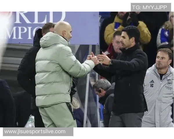 意甲焦点战阿森纳与切尔西握手言和红牌事件引发全场热议