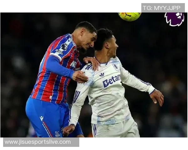 足总杯惊现冷门阿森纳与切尔西激战成平局红牌事件引发全场热议 足总杯惊现冷门阿森纳与切尔西激战成平局红牌事件引发全场热议