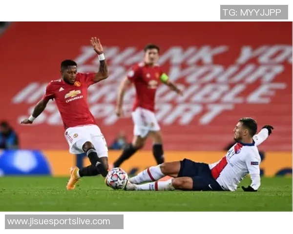 世界杯激战巴黎圣日耳曼逆转曼联红牌争议引发全场热议 世界杯激战巴黎圣日耳曼逆转曼联红牌争议引发全场热议