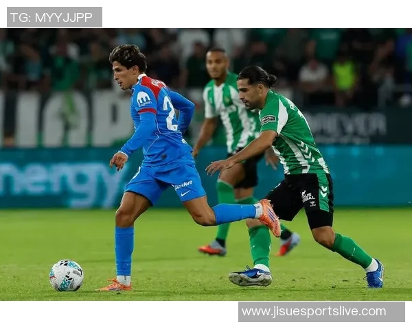 西甲激战：马竞大胜曼联四球狂潮神扑瞬间震撼全场