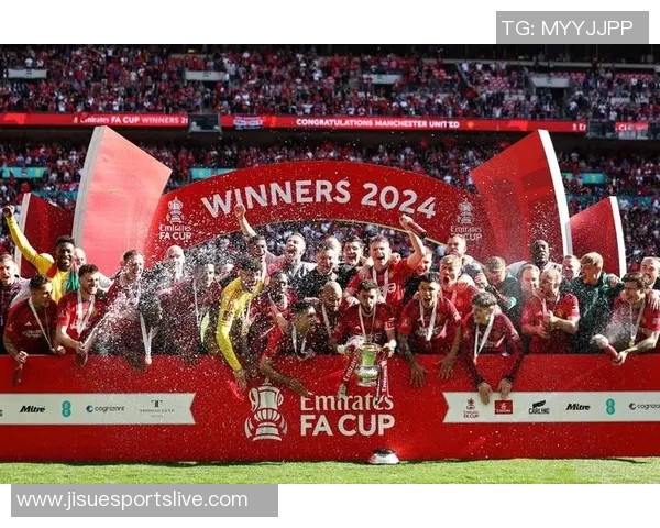 足总杯决赛曼联3-0曼城战术解析神扑瞬间点燃全场激情