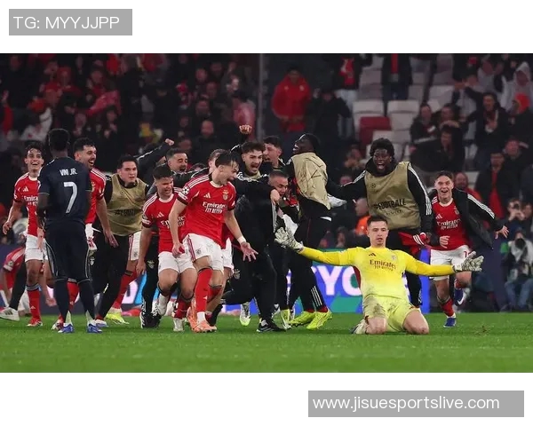 德甲惊现冷门本菲卡逆转皇马上演经典大战引爆全场激情