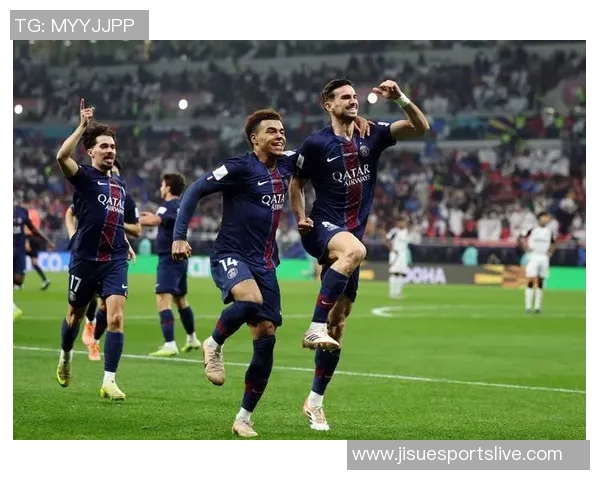 中超激战巴黎圣日耳曼大胜AC米兰6比2全场沸腾瞬间回顾