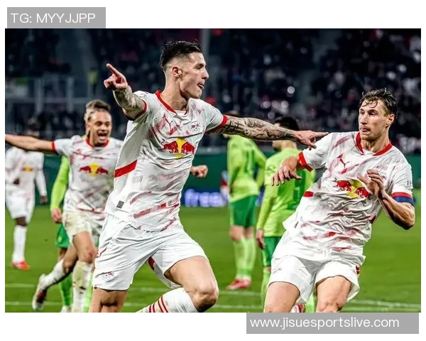 国王杯激战莱比锡绝杀里昂全场沸腾瞬间回顾与赛后分析